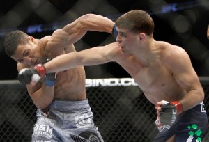 Al Iaquinta, Kevin Lee